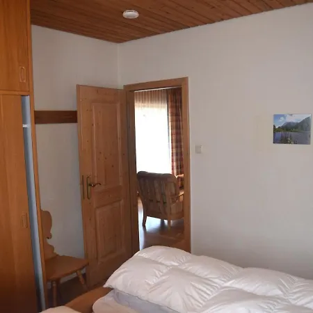 In With Garden And Terrace Holiday home Fussen